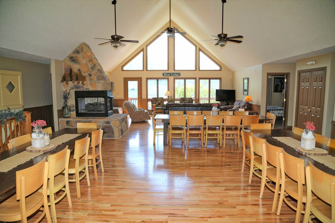 dinning area with fireplace