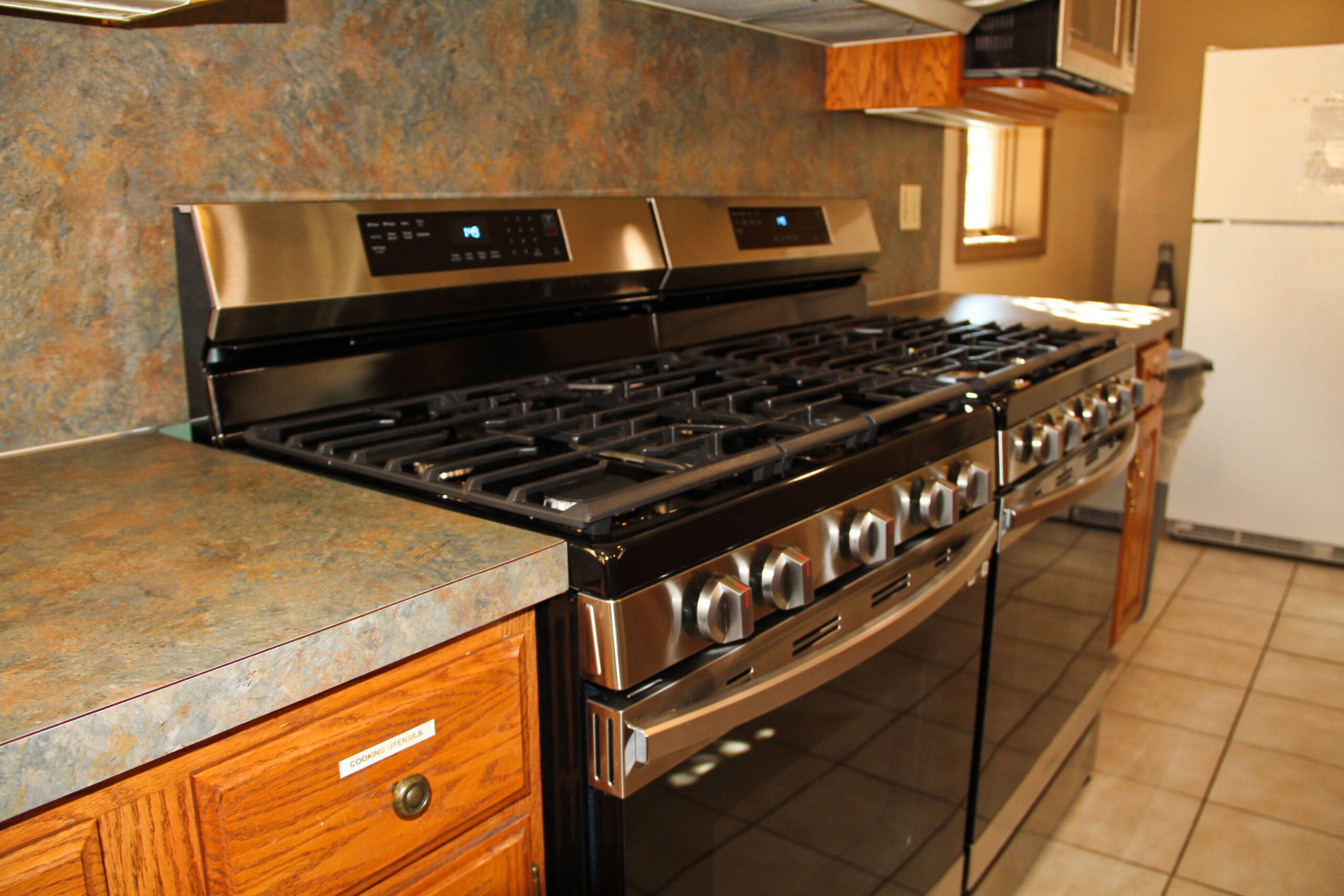 kitchen gas stove
